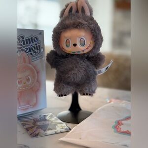 Authentic Pop Mart big into energy secret ID